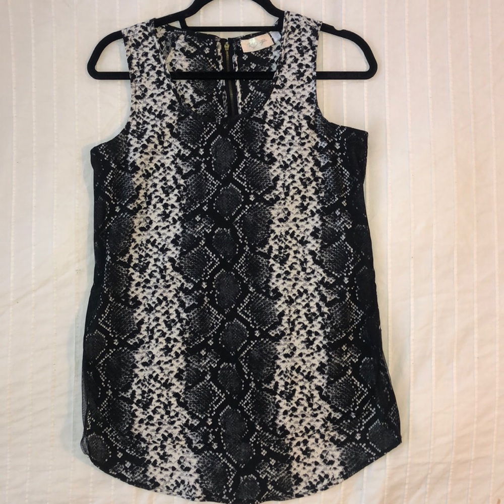 Fun snakeskin tunic
